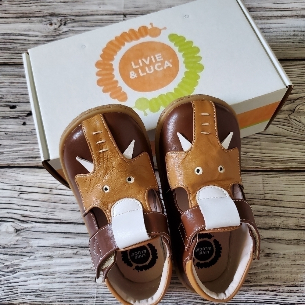 Livie and Luca Elephant Shoes New Without Box